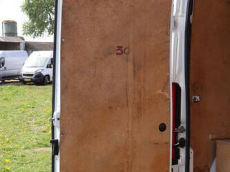 2018-peugeot-boxer-1448208-46863644