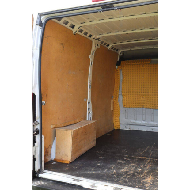 2018 Peugeot BOXER-46863647