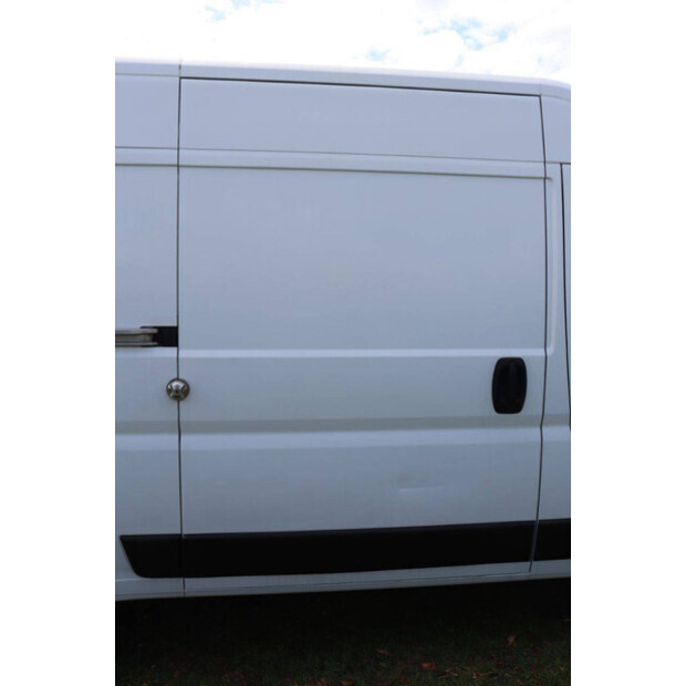 2018 Peugeot BOXER-46863648