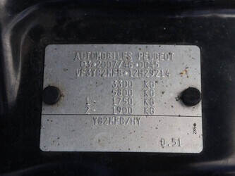 2018-peugeot-boxer-1448208-46863656