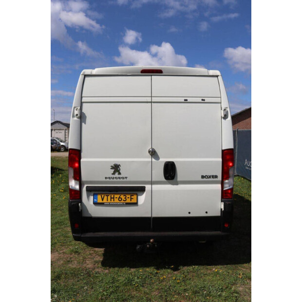 2018 Peugeot BOXER-46863661