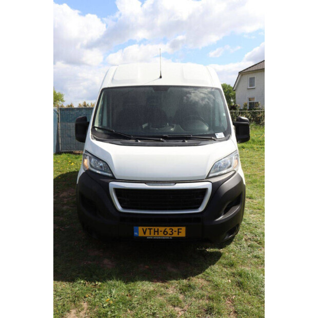 2018 Peugeot BOXER-46863664