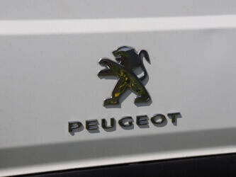 2018-peugeot-boxer-1448209-46863672