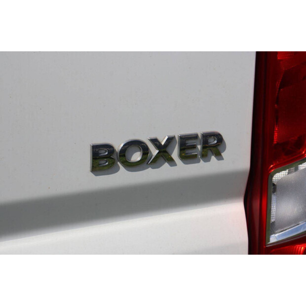 2018 Peugeot BOXER-46863673