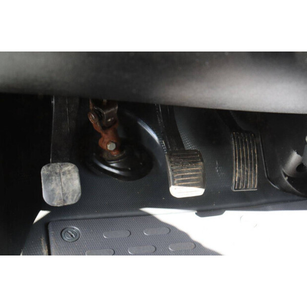 2018 Peugeot BOXER-46863680