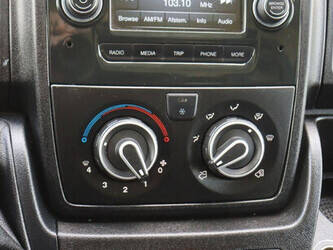 2018-peugeot-boxer-1448209-46863684