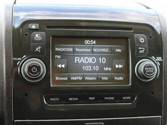 2018-peugeot-boxer-1448209-46863686