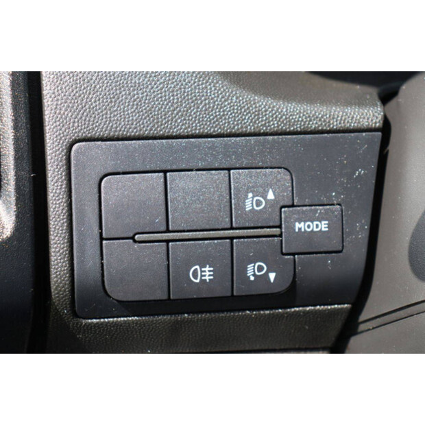 2018 Peugeot BOXER-46863691