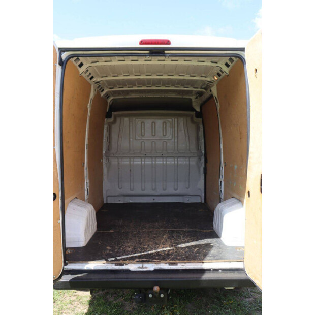 2018 Peugeot BOXER-46863694