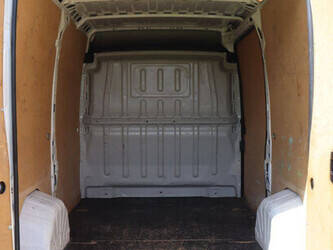 2018-peugeot-boxer-1448209-46863694