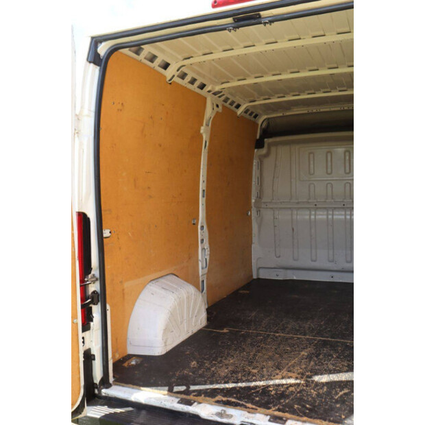 2018 Peugeot BOXER-46863696