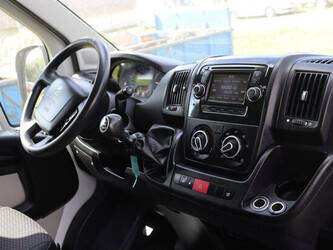 2018-peugeot-boxer-1448209-46863701