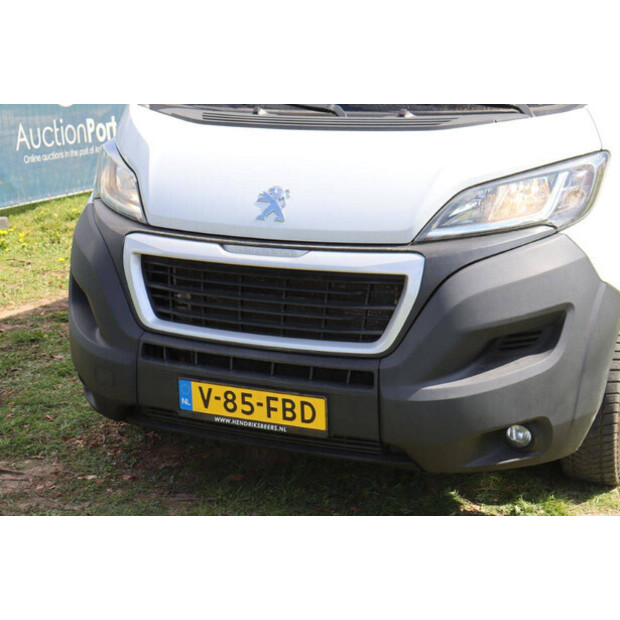 2021 Peugeot BOXER-46863715