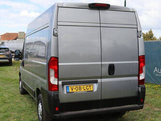 2022-peugeot-boxer-1448211-46863753