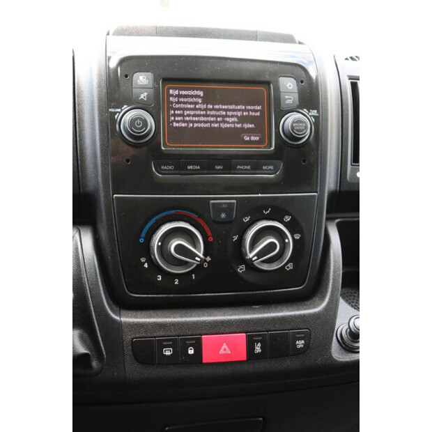 2022 Peugeot BOXER-46863775