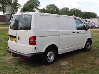 2007-volkswagen-transporter-1448215-46863940