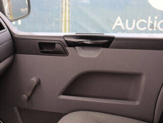 2007-volkswagen-transporter-1448215-46863959