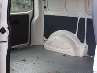 2007-volkswagen-transporter-1448215-46863974