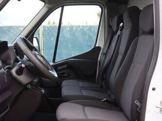 2020-renault-master-1448216-46864001