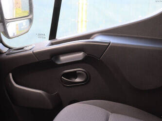 2020-renault-master-1448216-46864006