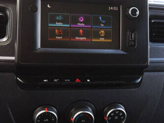 2020-renault-master-1448216-46864008