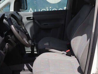 2008-volkswagen-caddy-1448217-46864049