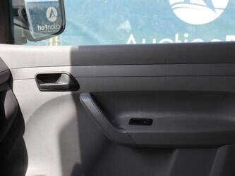 2008-volkswagen-caddy-1448217-46864054