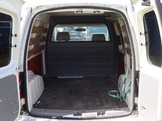 2008-volkswagen-caddy-1448217-46864067