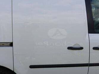 2008-volkswagen-caddy-1448217-46864070