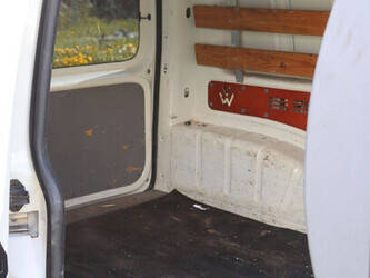 2008-volkswagen-caddy-1448217-46864072