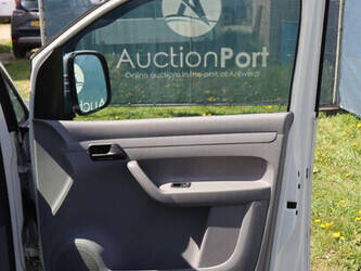 2008-volkswagen-caddy-1448217-46864073