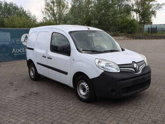 renault-kangoo-1448218-46864084