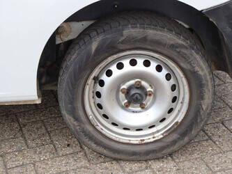 renault-kangoo-1448218-46864090