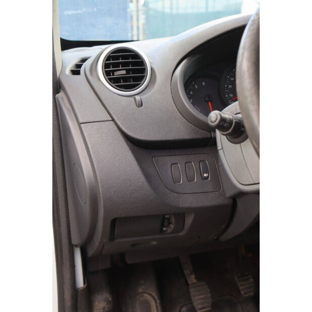 Renault Kangoo-46864100
