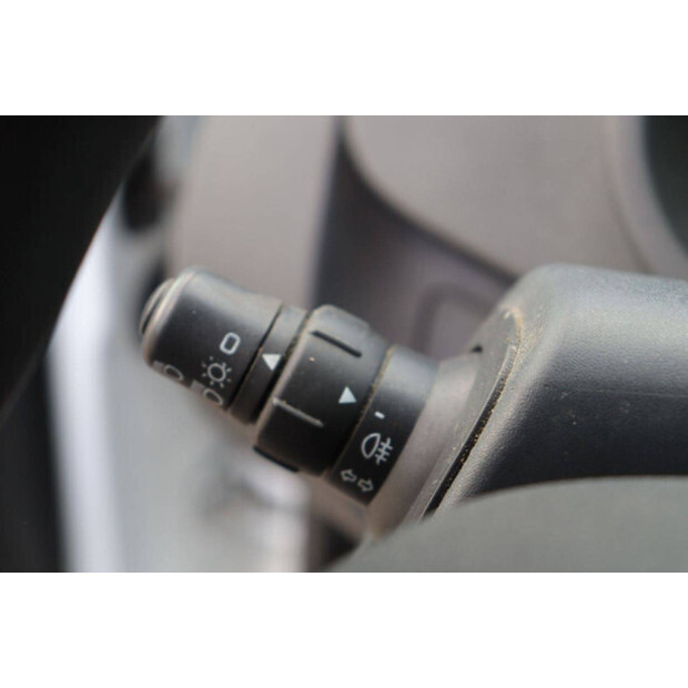 Renault Kangoo-46864101