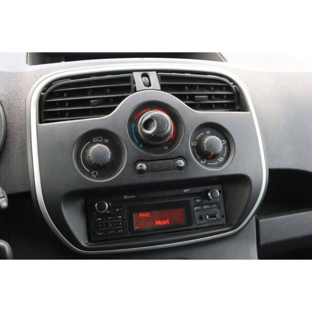 Renault Kangoo-46864107