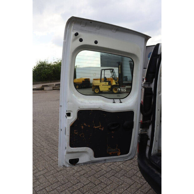 Renault Kangoo-46864112