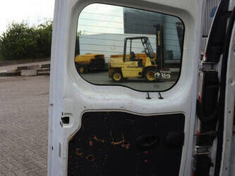 renault-kangoo-1448218-46864112