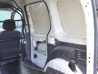 renault-kangoo-1448218-46864115