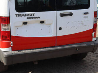 ford-transit-1448219-46864135