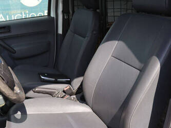 ford-transit-1448219-46864139