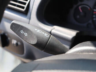 ford-transit-1448219-46864144