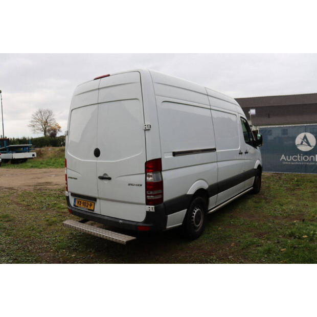 Mercedes-Benz Sprinter 210 CDI-46864171