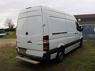 mercedes-benz-sprinter-210-cdi-46864171