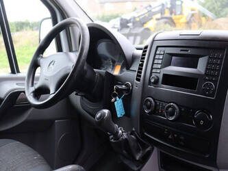 mercedes-benz-sprinter-210-cdi-46864208