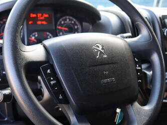 peugeot-boxer-1448221-46864236