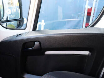 peugeot-boxer-1448221-46864237