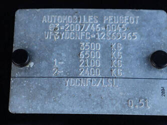 peugeot-boxer-1448221-46864257