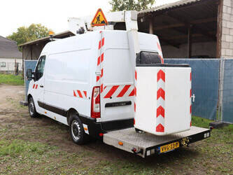 2015-renault-master-1448222-46864262