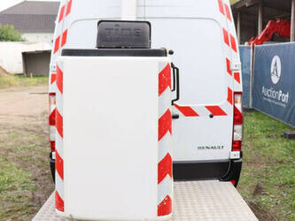 2015-renault-master-1448222-46864263